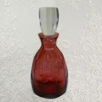 Carafe - glass, ruby glass - 1930 Carafe - glass, ruby glass - 1930