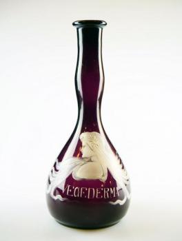 Flacon - white enamel, amethyst glass - Vegederma - 1910 Flacon - white enamel, amethyst glass - Vegederma - 1910