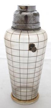 Glass shaker with gilded grid - Palme Reinhold & S